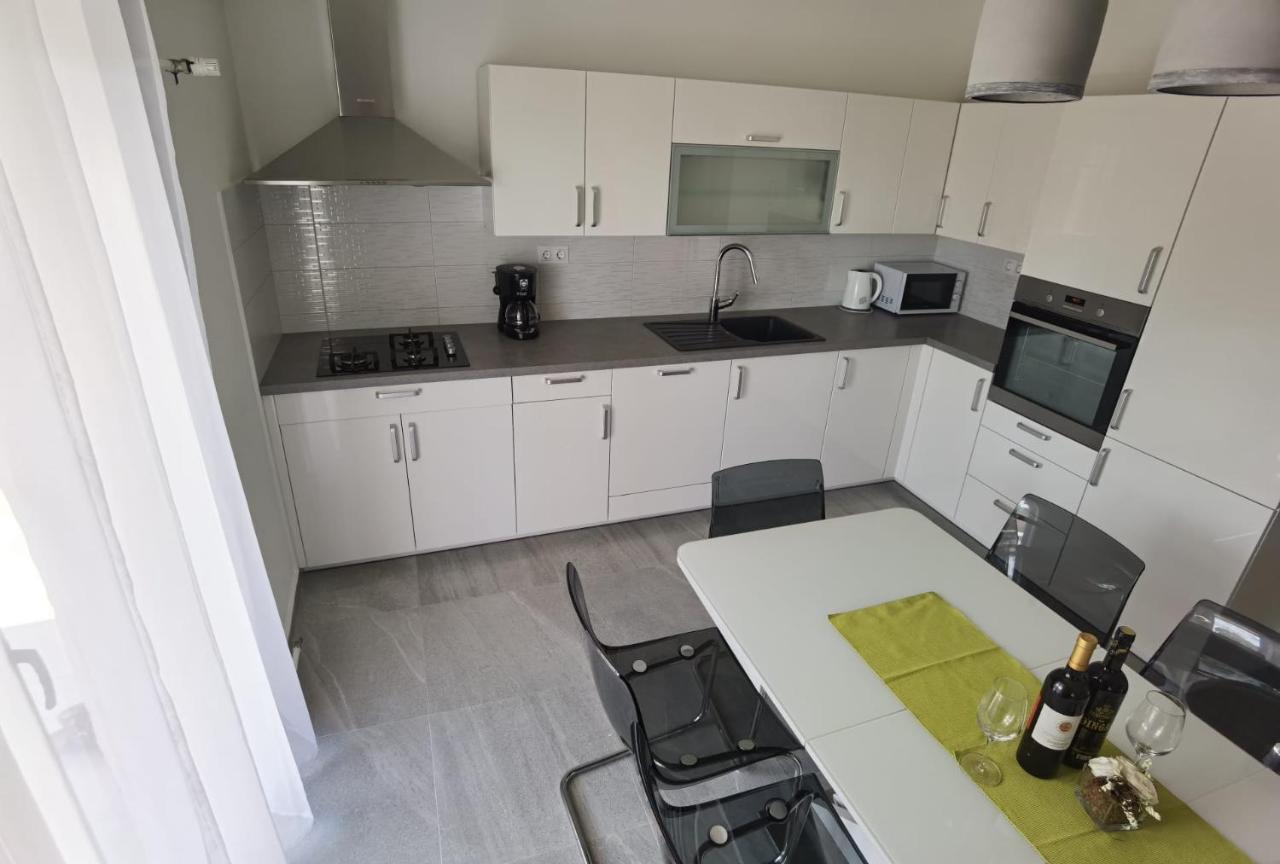 Apartman Bura Поседарье Экстерьер фото