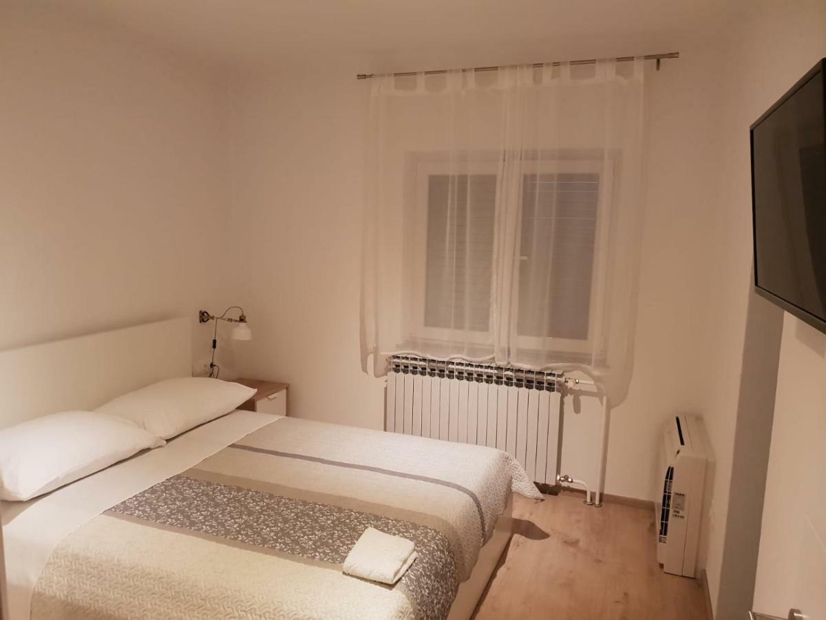 Apartman Bura Поседарье Экстерьер фото